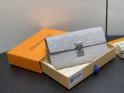 L X V Wallets（Multiple sizes） - Image 2