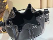 L X V Bucket Bags - Image 10