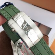 BRT Super Ocean 44mm Green Rubber Bracelet - Image 2