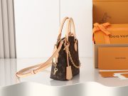 L X V LOCKIT BB Bag M12019 15x19x7cm - Image 8