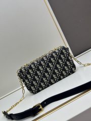 DR Shoulder bag 22x12.5x4cm（Multiple colors） - Image 6