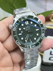 OMG  Seamaster Diver 300M  8800 Diver - Image 2