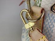 L X V Bucket Bags - Image 7