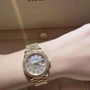 Rolxx Datejust Diamond Gold Replica - Image 4