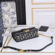 DR Shoulder bag 21.5x12x6cm - Image 2