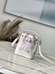 L X V Bucket Bags - Image 7