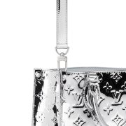 L X V Handbag 25x19x11.5cm（Multiple colors） - Image 5