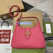 GUC Shoulder bag 39X38X2cm（Multiple colors）