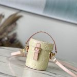 L X V Bucket Bags 12x14.2x12cm