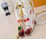 L X V Handbag M59939 21x14x8cm - Image 7
