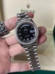 Rolxx Day-Date White Diamond Replica - Image 6