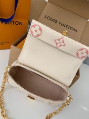 L X V  FAVORITE 24*14*9cm - Image 5