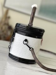 L X V Bucket Bags - Image 2