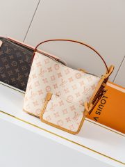 L X V ALL-IN BB M28335/M27529 18x12x16cm（Multiple colors）
