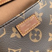 L X V Shoulder handbag 14*6*19 - Image 9