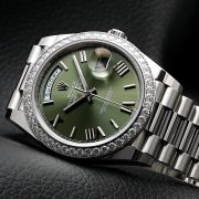 Rolxx Day Date Olive Diamond Replica - Image 5