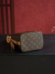 L X V ALL-IN BB M12925 18*12*16CM - Image 9