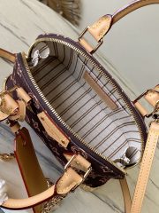 L X V Alma Trunk BB 19*11*22cm - Image 9
