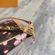 L X V x TM POCHETTE ACCESSOIRES Bag M13666 13x4x22cm - Image 5