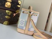 L X V Bucket Bags - Image 3