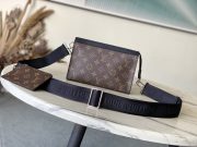 L X V Messenger Bags/Shoulder bag 22x14.5x4.5cm - Image 2
