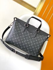 L X V Eclipse Monogram M40566  Size：39*30*10cm