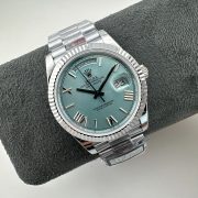 Rolxx Day Date Watch Replica - Image 4