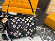 L X V Shoulder bag Size：28cm（Multiple colors） - Image 2