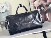 L X V Travelling bag M15300 50x21x28cm - Image 3