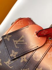 L X V Keepall Bandoulière 25 M28074 Size：25x15x11cm - Image 4