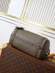 L X V EXPRESS M26360 Size：26x17x13.5cm - Image 3