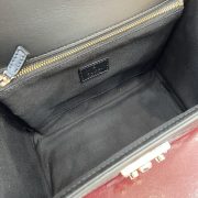 GUC Shoulder bag 26x18x11.5cm（Multiple colors） - Image 9
