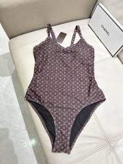 L X V Bikini - Image 5