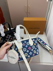 L X V Handbag Size：20x15cm（Multiple colors） - Image 8
