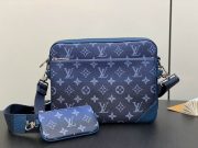 L X V  Messenger Bags Size：25*18.5*7cm - Image 5