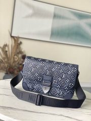 L X V  Messenger Bags - Image 2