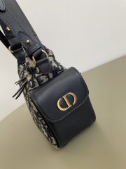 DR Handbag 18x17x9cm - Image 6