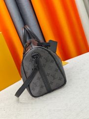 L X V Keepall Bandoulière 35 M28370 Size：35X21X16cm - Image 3