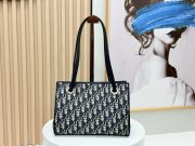 DR Shoulder bag 27x19x13.5cm - Image 6