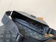 L X V Messenger Bags N46794 28x16x10cm - Image 8