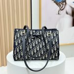DR Shoulder bag 27x19x13.5cm
