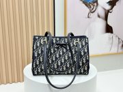 DR Shoulder bag 27x19x13.5cm