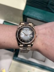 Rolxx Day-date Size:40mm Replica - Image 12