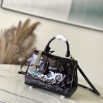 L X V Shoulder bag M27173 20x16x7.5cm