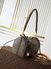 L X V EXPRESS M26360 Size：26x17x13.5cm - Image 4