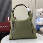 GUC Shoulder bag 36x36x10cm