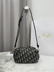 DR Shoulder bag 20x11x8cm - Image 2