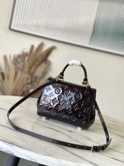 L X V Shoulder bag M27173 20x16x7.5cm - Image 3
