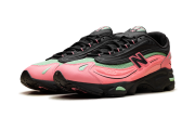 1000 "Black / Pink - Footlocker Exclusive" M1000FDM - Image 2
