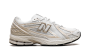 1906R "JD Sports Exclusive Reflection Timberwolf Gold" M1906RJR - Image 6